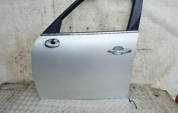 Mini Cooper Countryman R60 Front door 