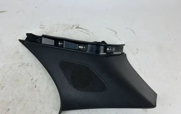 Porsche Macan (95B) (D)pillar trim (top) 95B867246