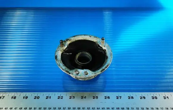 BMW 6 E63 E64 Coil spring mount 31336760943