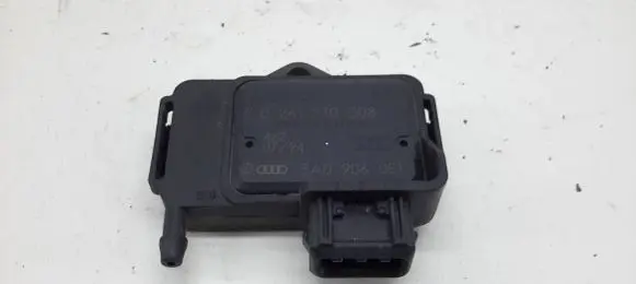 Volkswagen Golf III Air pressure sensor 3A0906051 0261230008