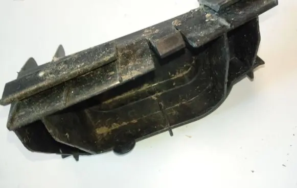 Toyota Corolla E120 E130 Rear bumper mounting bracket 5256202010 NE7341