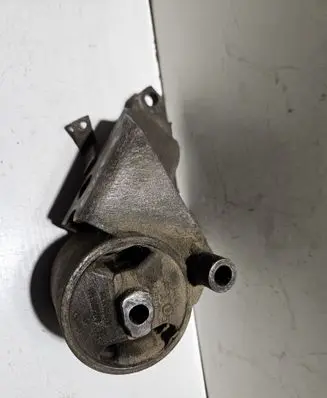 Volkswagen Golf II Engine mount bracket 191199279