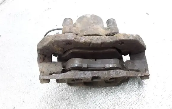 Mercedes-Benz Sprinter W901 W902 W903 W904 Rear brake caliper