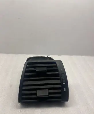 BMW X5 E53 Dashboard side air vent grill/cover trim 8402215