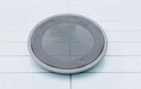 Side speaker trim/cover