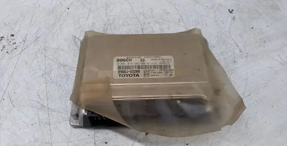Toyota Yaris Engine control unit/module 8966152200 0281010563