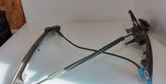 Seat Ibiza II (6k) Front window lifting mechanism without motor 6K4837401