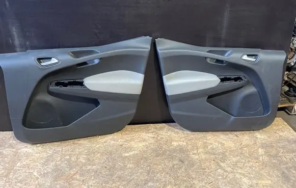 Ford Turneo Courier Front door card panel trim Et76v23942de Et76v23943de