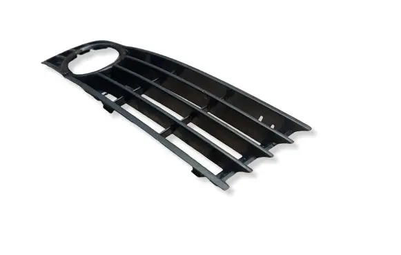 Audi A4 S4 B7 8E 8H Front bumper lower grill 8E0807681