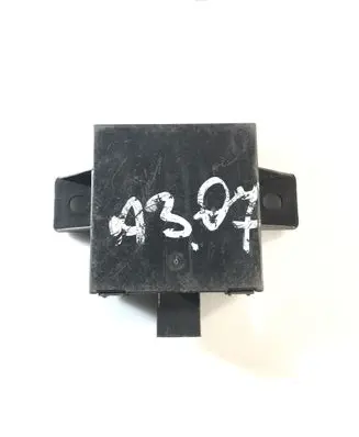 Audi A3 S3 8P Alarm control unit/module 1K0907719C 28024256 198009557F