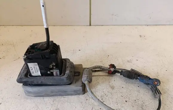 Citroen C5 Gear shifter/selector 9655483380 00009464