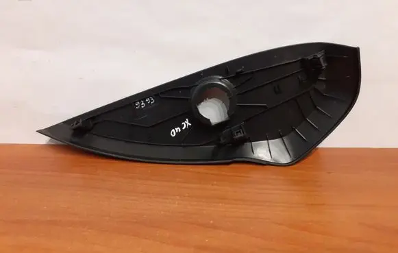 Volvo XC40 Dashboard glove box trim 31442704 9393