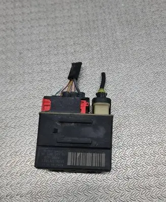 Citroen C4 I Picasso Glow plug pre-heat relay 9652021180 018010951 120811624