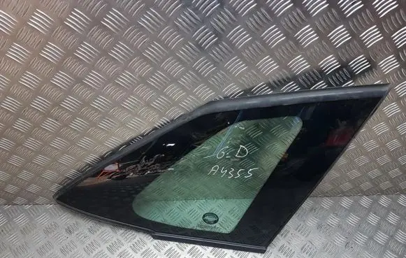 Rear side window