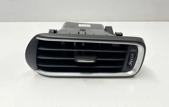 Maserati Levante Dashboard side air vent grill/cover trim 6700670600