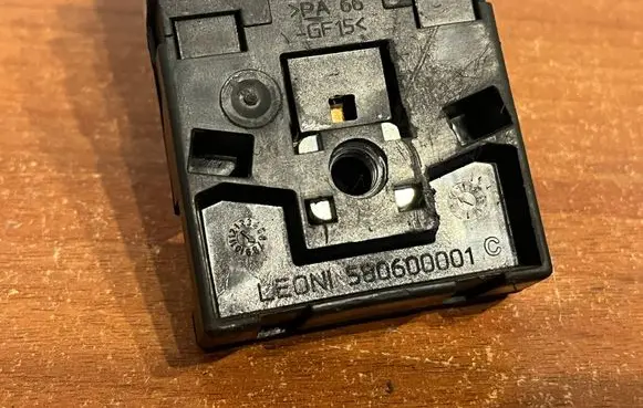 Land Rover Discovery Sport Positive cable (battery) 580600001C