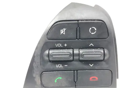 KIA Picanto Steering wheel buttons/switches 967001Y60EQ