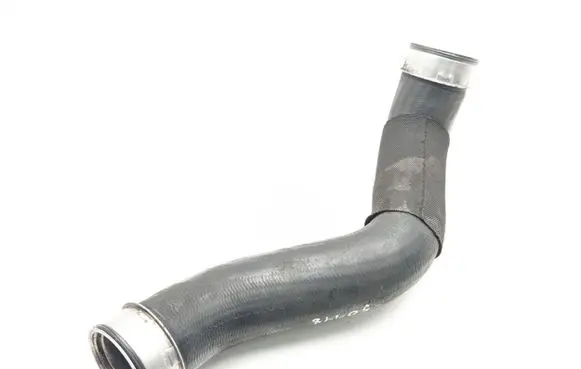 Mercedes-Benz CLS C219 Intercooler hose/pipe A2115282482