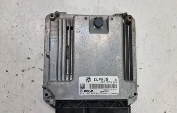 Volkswagen PASSAT B6 Engine control unit/module 03L907309