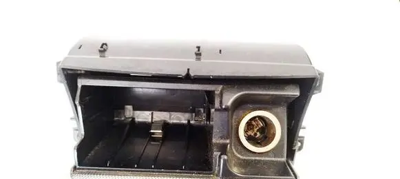 Toyota Avensis T250 Car ashtray 