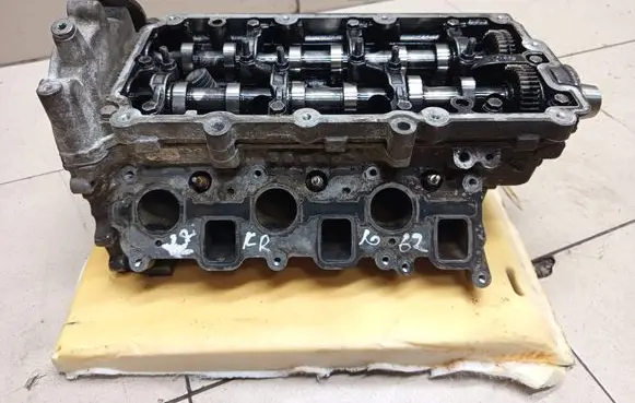 Audi A6 Allroad C6 Engine head 0593C 1059353CK
