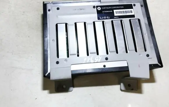 Chrysler 300M Sound amplifier 04760902ab