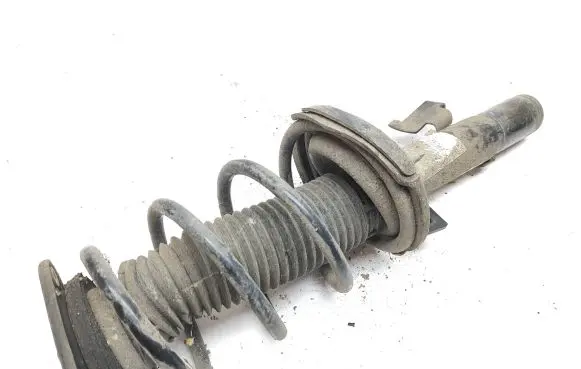 Volvo V40 Front shock absorber with coil spring E12236SR 523294 MV8481
