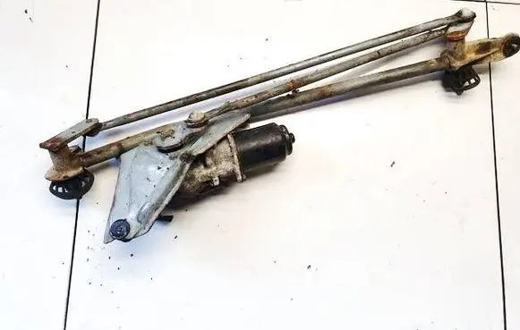 Subaru Legacy Front wiper linkage and motor