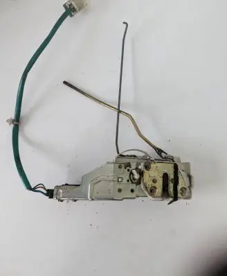 Mazda Demio Front door lock D20259310E