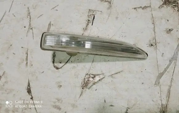 BMW 7 E65 E66 Front fender indicator light