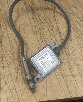 Mercedes-Benz C W205 Lambda probe sensor A0009053606