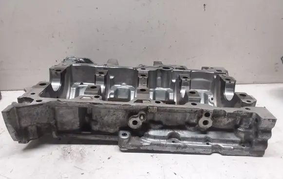 Oil sump