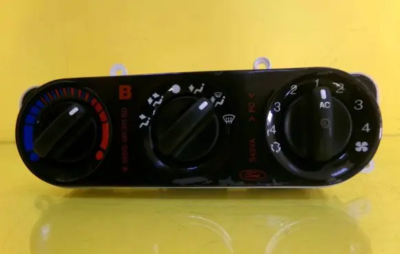 Ford Mondeo MK II Climate control unit 97BW-18D451A