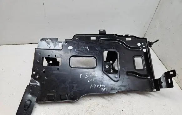 Peugeot 5008 II Battery tray 9815288480