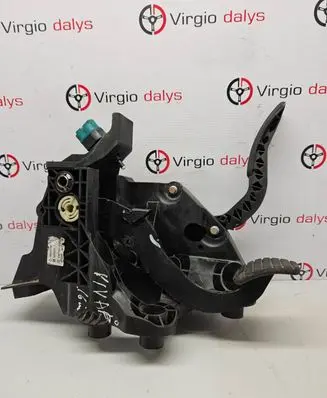 Opel Vivaro Brake pedal 465016415R 93459474 81007104