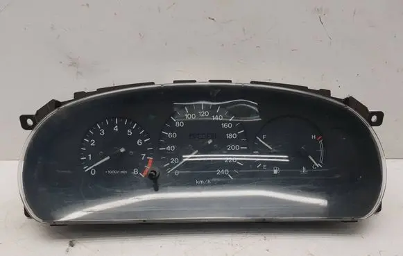 Mazda Xedos 6 Speedometer (instrument cluster) PL134B PLT35B CA09A