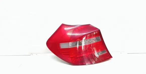 BMW 1 E81 E87 Rear/tail lights 7184955