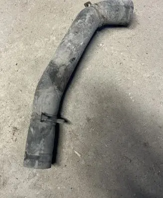 Ford Explorer Engine coolant pipe/hose