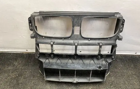 BMW X5 E70 Radiator support slam panel 7177878