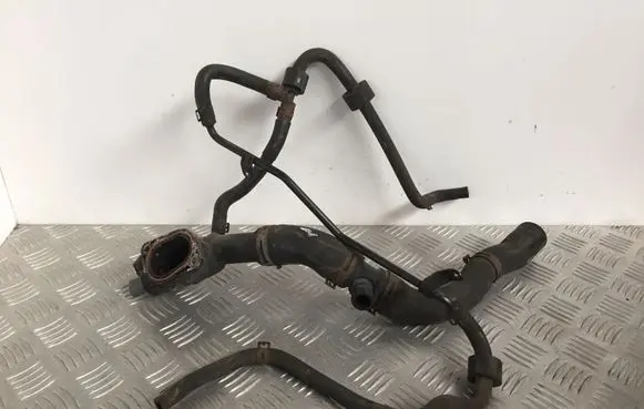 Thermostat/thermostat housing