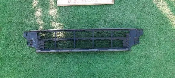 Honda Jazz Front bumper lower grill 71103-TFO-G210-M1