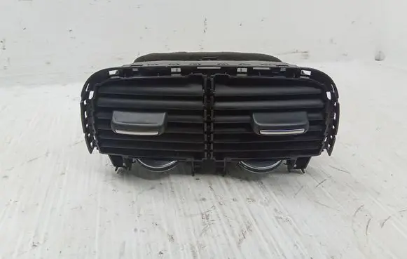 Audi A6 S6 C7 4G Rear air vent grill 4G0819203