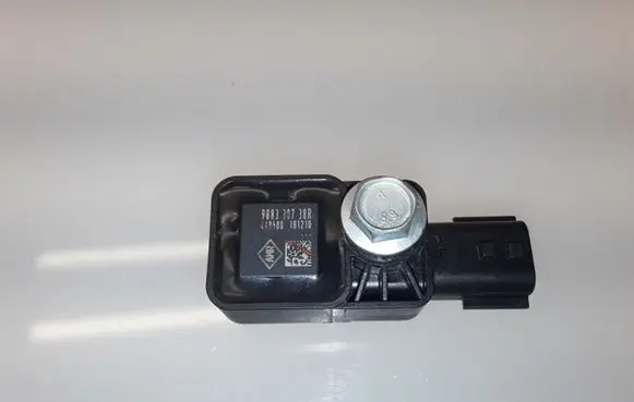 Renault Latitude (L70) Airbag deployment crash/impact sensor 988330738R 449500181210