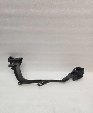 Volvo XC90 Fog light bracket 31383630