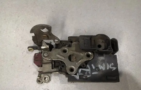 Opel Sintra Front door lock 16624433 10497B5