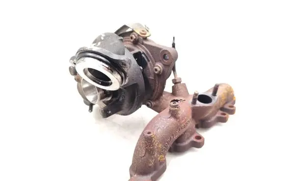 Volkswagen PASSAT B7 Turbo 03L253016T