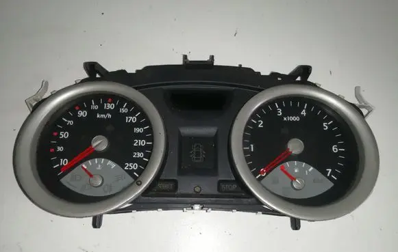 Renault Megane II Speedometer (instrument cluster) 8200306538 8200306538A
