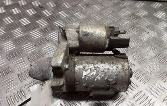 Toyota Yaris Starter motor 281000Q031 F000AL0321
