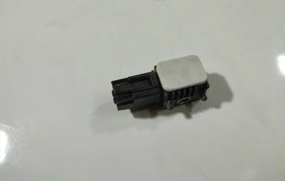 Mazda 3 I Airbag deployment crash/impact sensor 