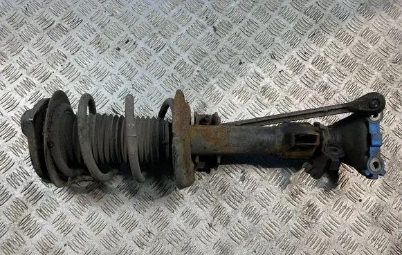 Mercedes-Benz C W204 Front shock absorber with coil spring A2043200968